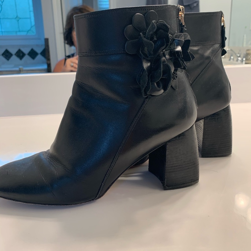 Tory Burch Black leather booties